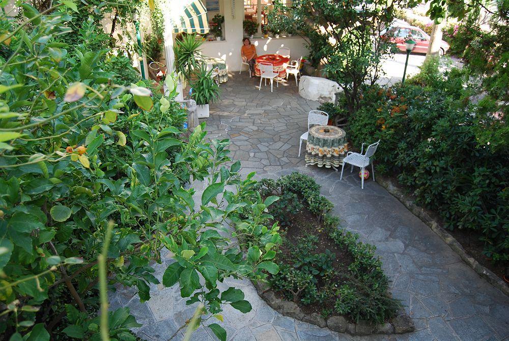 Hotel Villa La Brise San Remo Zewnętrze zdjęcie