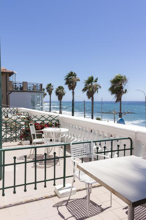 Hotel Villa La Brise San Remo Zewnętrze zdjęcie