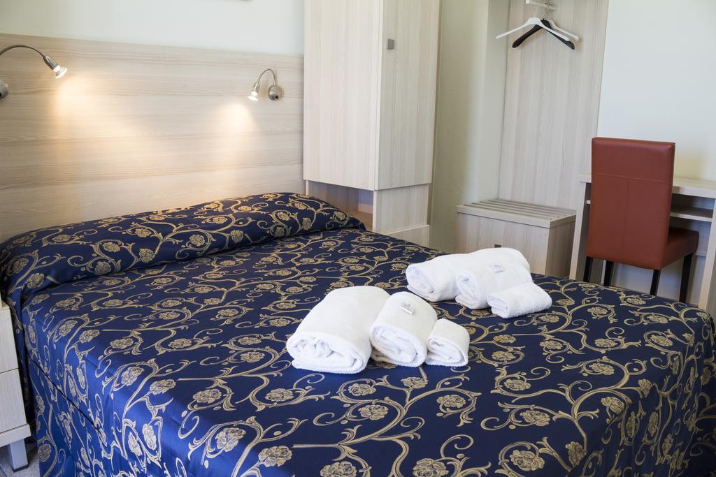 Hotel Villa La Brise San Remo Zewnętrze zdjęcie